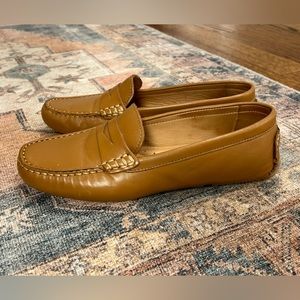 Like New Women’s Loafers
